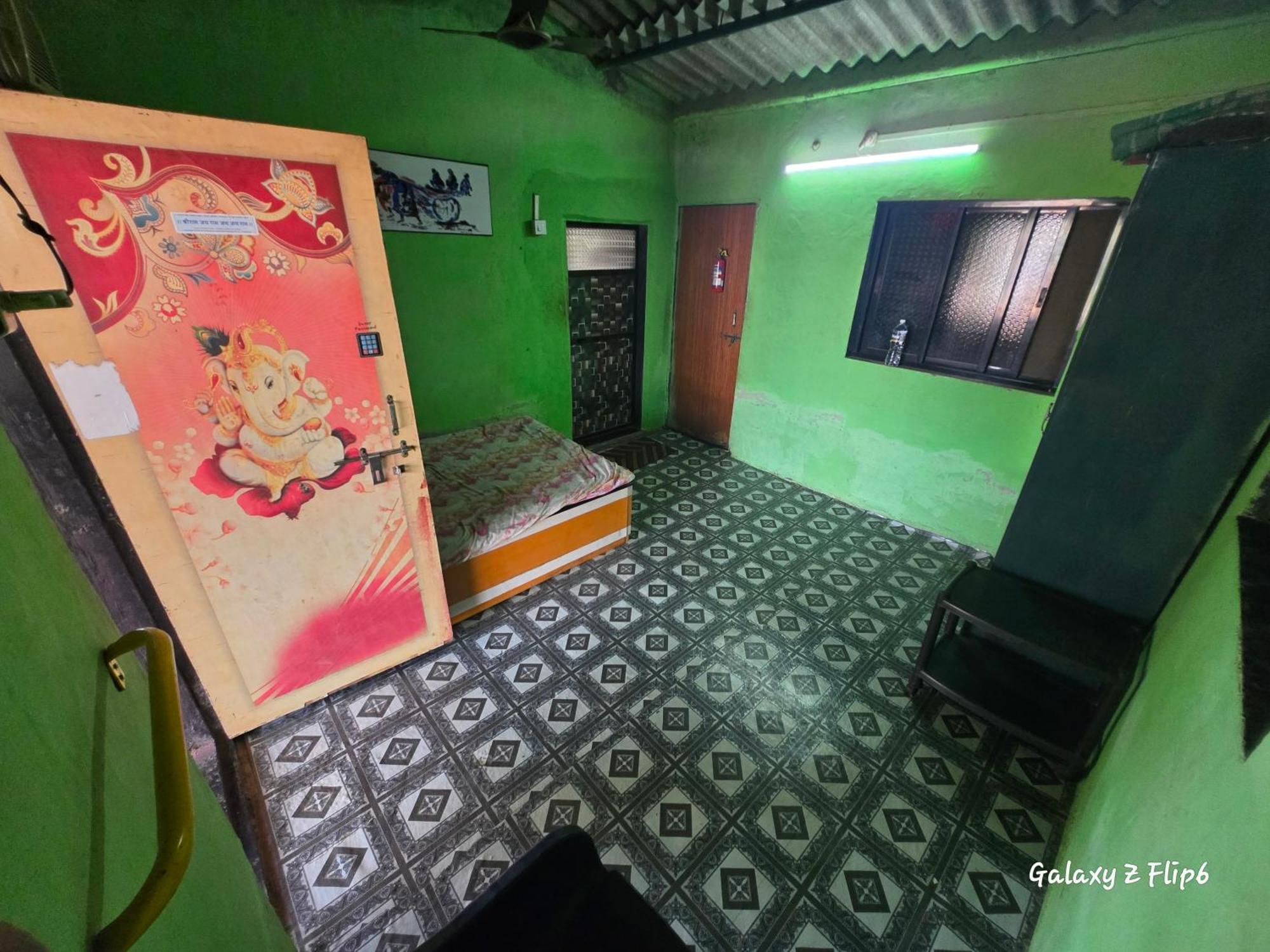 Sea Touch Beach Resort Harihareshwar ภายนอก รูปภาพ